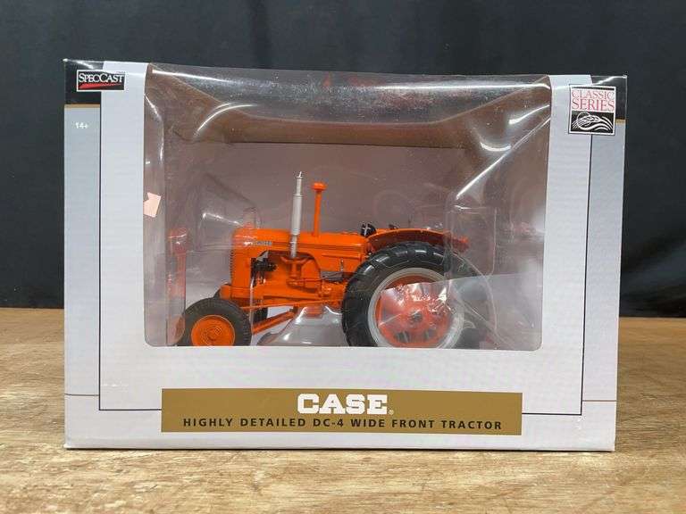 1/16 Case DC-4 NIB SC image