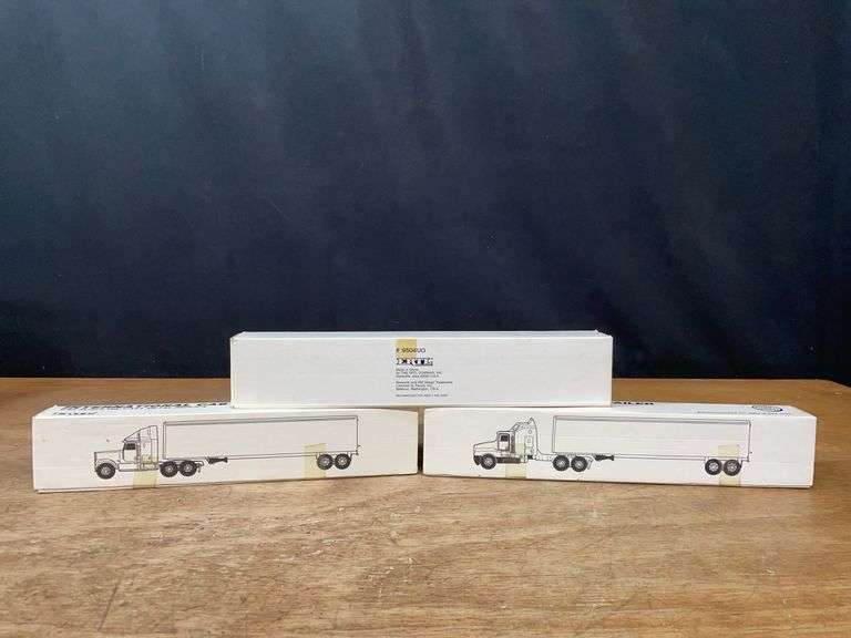 (3) 1/64 Semis NIB Ertl image