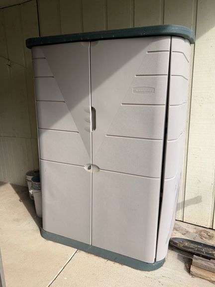 Rubbermaid Cabinet with Serving Equipment image