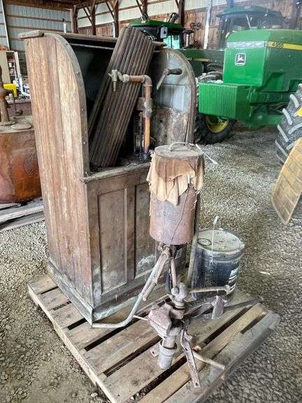 (3) Lubesters + Post Vise image