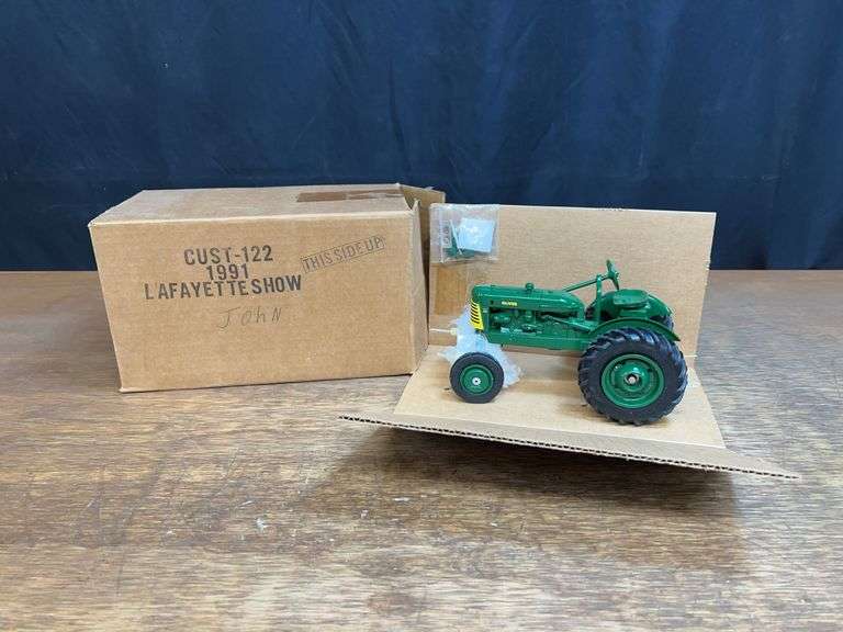 1/16 Oliver Super 44 1991 Lafayette NIB SC image