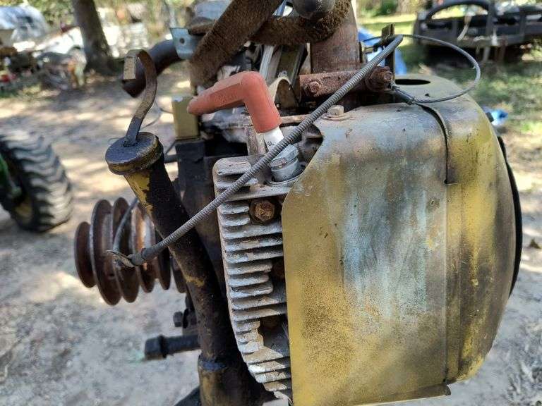 Onan 16HP Engine image