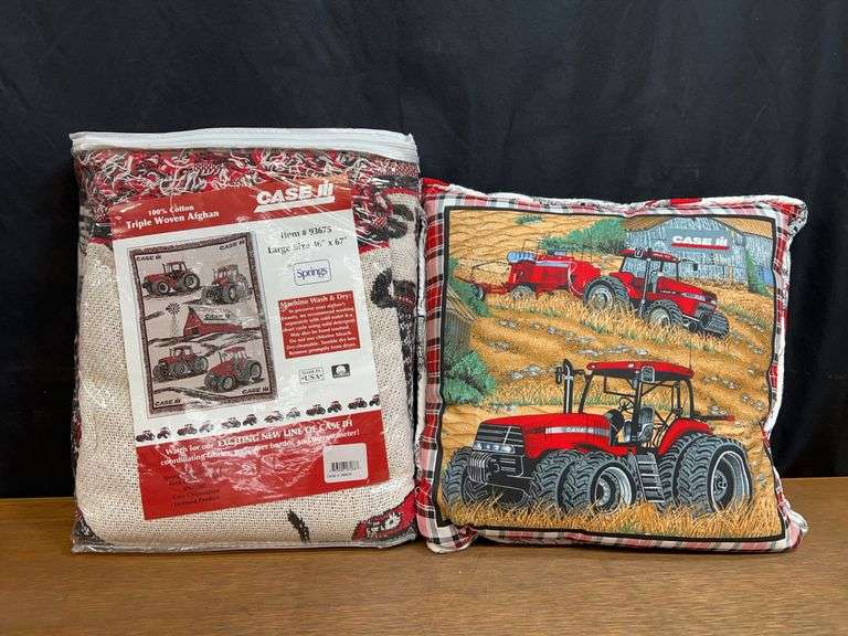 (2) Case-IH Afghan + Pillow image