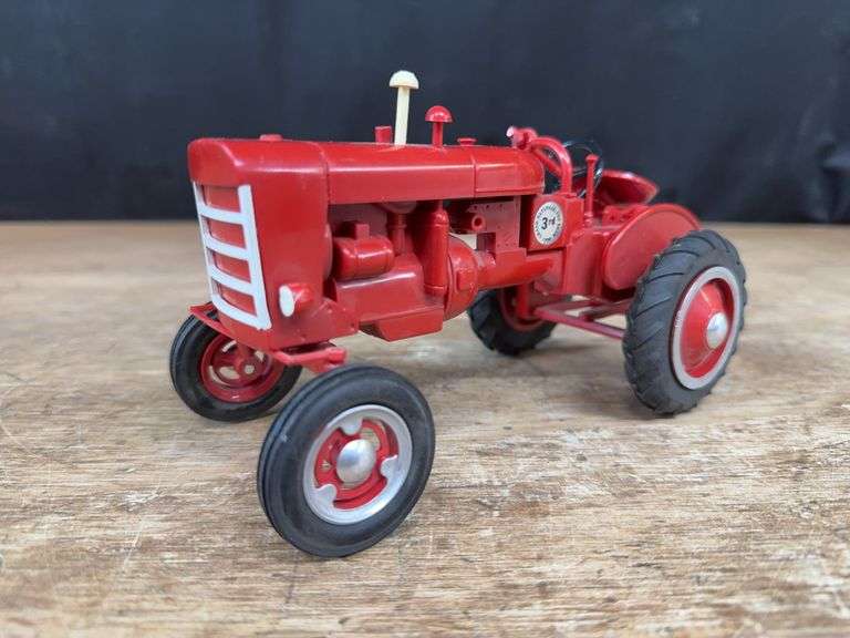 1/16 Farmall 140 1990 Grand National Show Florida Classic image