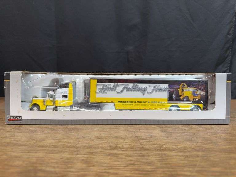1/64 Hull Pulling Team Semi NIB SC image