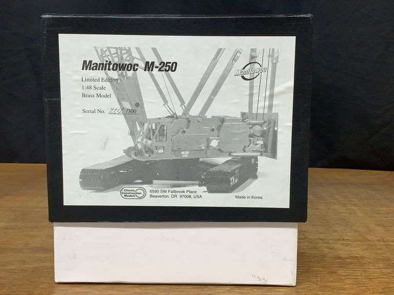 1/48 Manitowoc M-250 Crane NIB CCM image