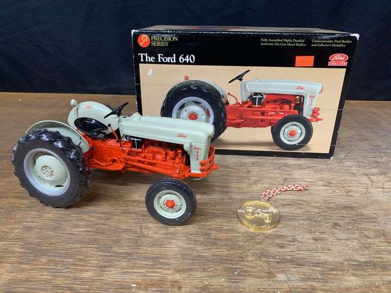 1/16 Ford 640 Precision Ertl image