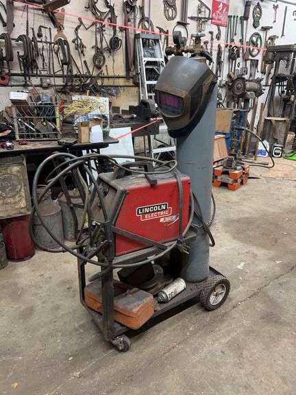 Lincoln Welder with Cart image