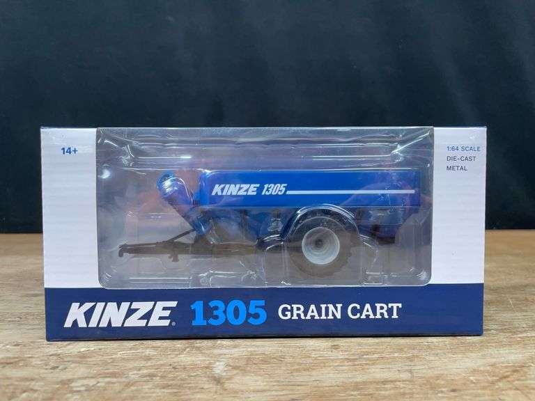 1/64 Kinze 1305 Grain Cart NIB SC image