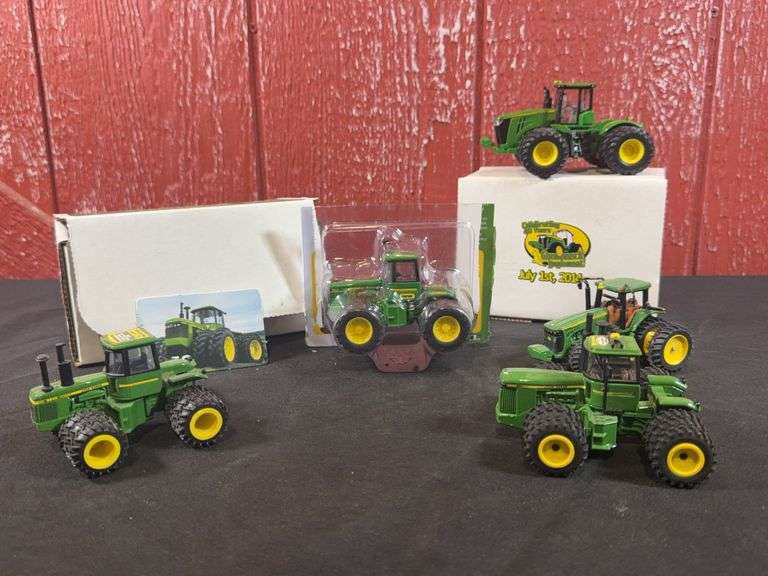 (5) 1/64 John Deere Tractors Ertl image