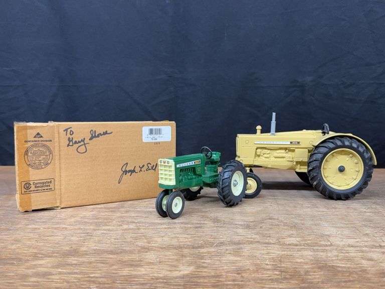 (2) 1/16 Cockshutt 560 + 1/25 Oliver 1855 image