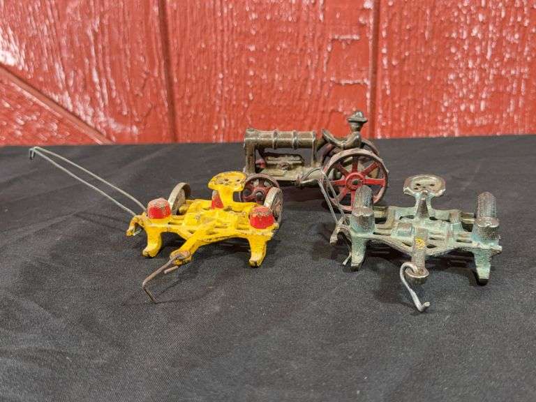 (3) Fordson + Corn Planters Cast Iron image
