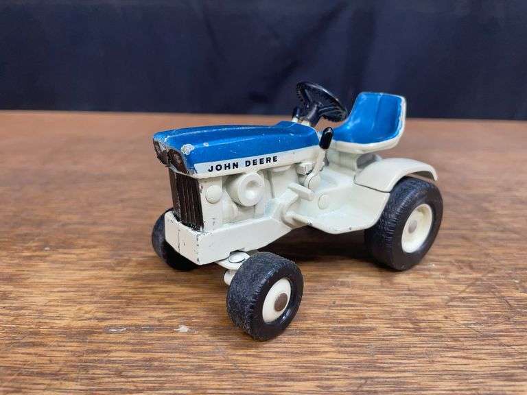 1/16 John Deere 140 L&G Spruce Blue Ertl image