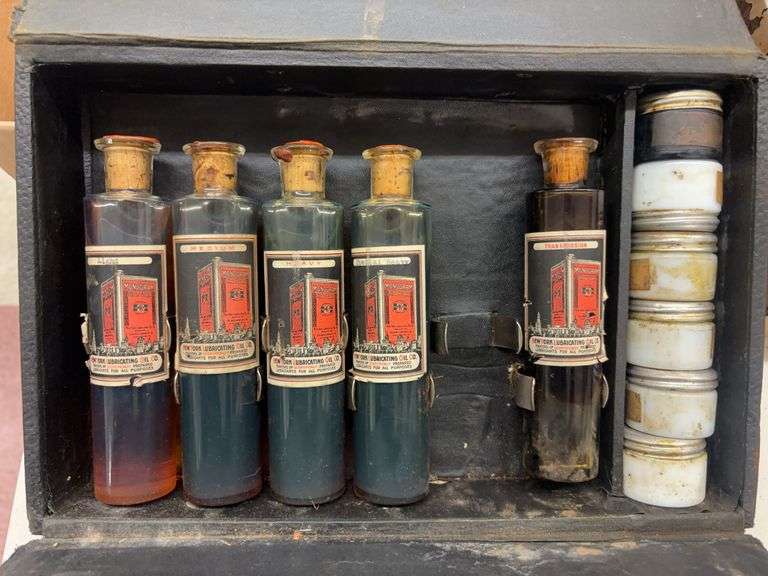 New York Oil Traveling Salesman Sales and Case image