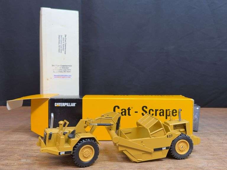 1/50 Caterpillar 627 Scraper NIB NZG image