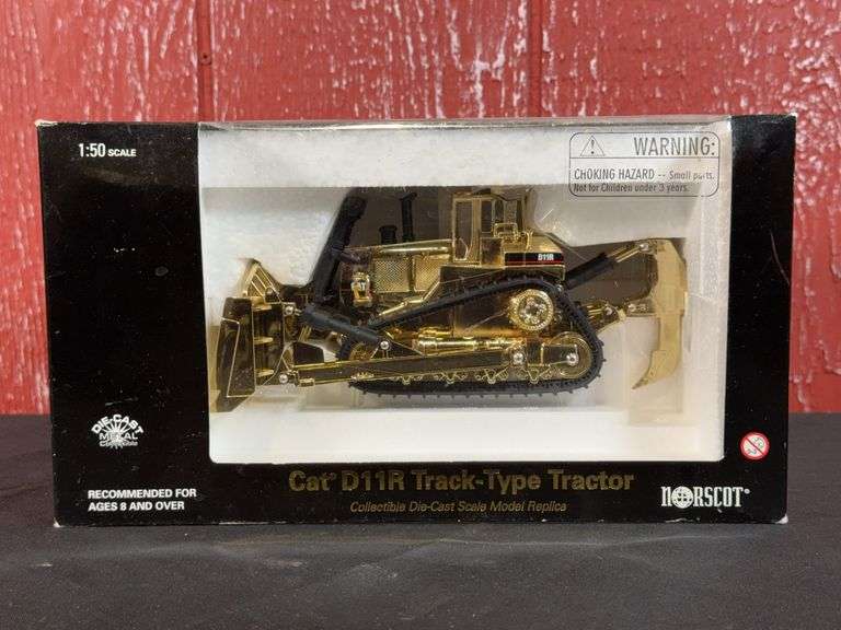 1/50 Caterpillar D11R Crawler Gold 75 Years NIB Norscot image