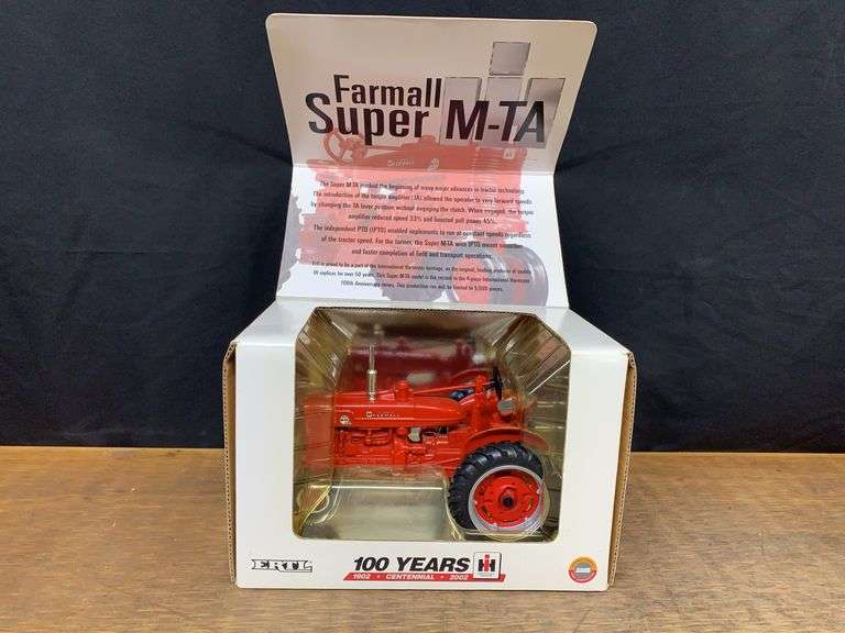 1/16 Farmall Super M-TA 100 Years NIB Ertl image