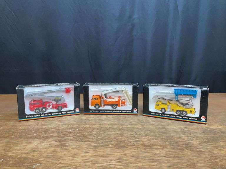 (3) 1/80 Trucks NIB Shinsei image