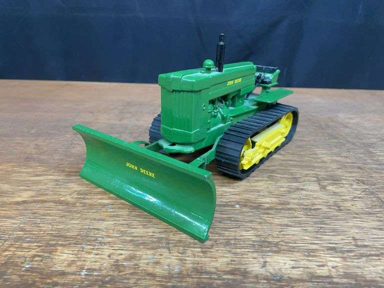 1/16 John Deere 40 Crawler w/Blade Ertl image