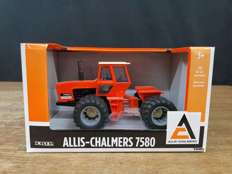 1/32 AC 7580 NIB Ertl image