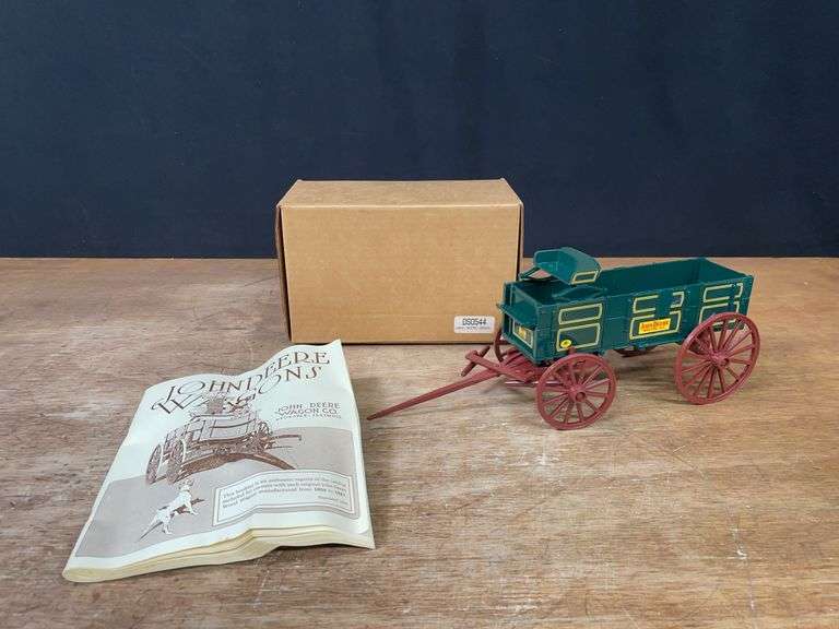 John Deere Wagon 1994 New Orleans NIB image
