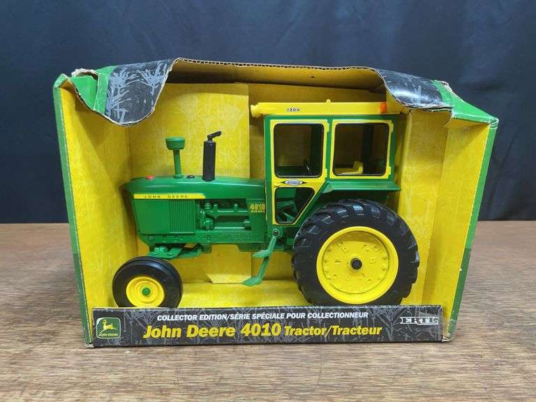 1/16 John Deere 4010 Collector NIB Ertl image