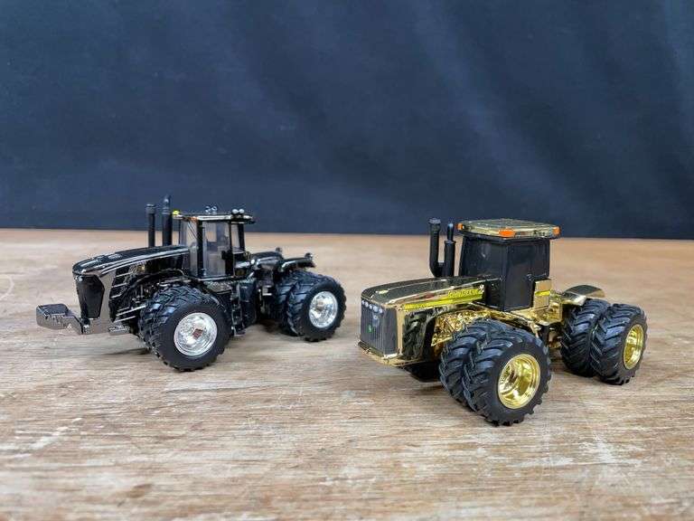 (2) 1/64 John Deere 9620 Gold + 9430 Gun Metal Ertl image