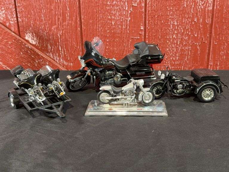 (4) Harley-Davidson Motorcycle Toys image