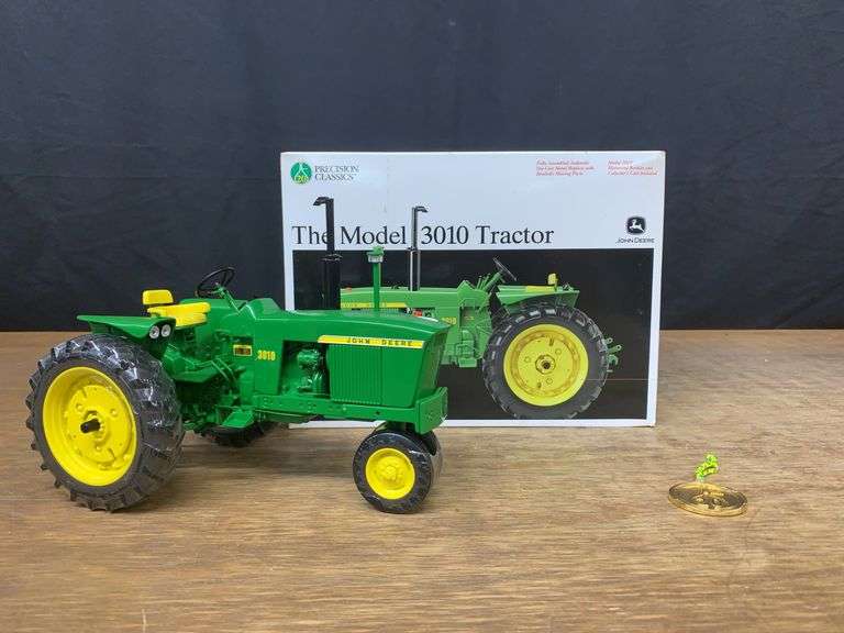 1/16 John Deere 3010 Precision Ertl image