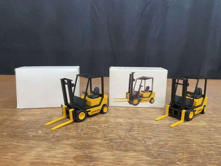 (2) 1/25 Steinbock Forklifts NIB NZG image