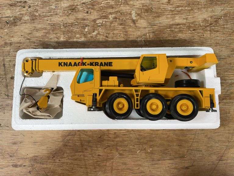 1/50 Krupp 30 GMT Crane Knaack-Krane Conrad image