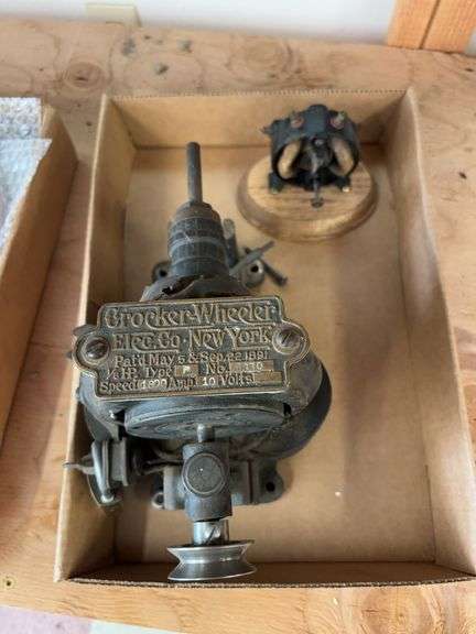 (2) Electric Generators image