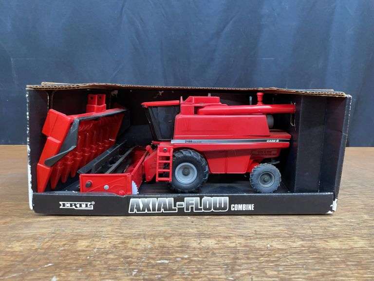 1/32 Case-IH 2188 Combine NIB Ertl image