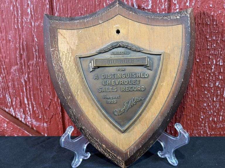 1935 Chevrolet Sales Record Award image