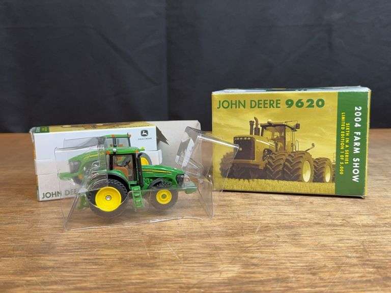 (2) 1/64 John Deere 7920 + 9620 Farm Show NIB Ertl image