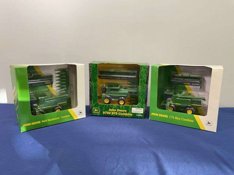 (3) 1/64 John Deere Combines NIB Ertl image