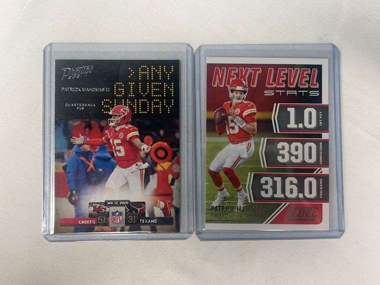 (2) Patrick Mahomes Football Cards image