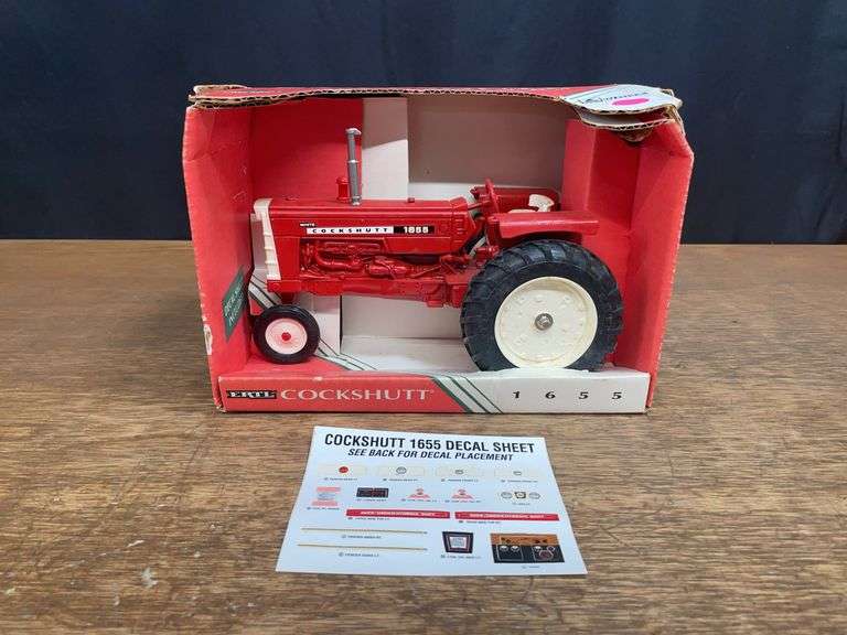 1/16 Cockshutt 1655 NIB Ertl image