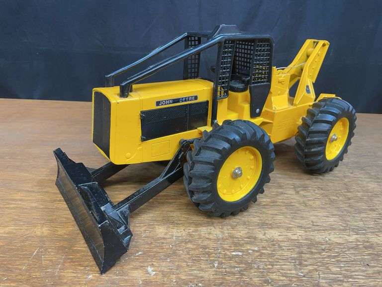 1/16 John Deere Skidder Ertl image
