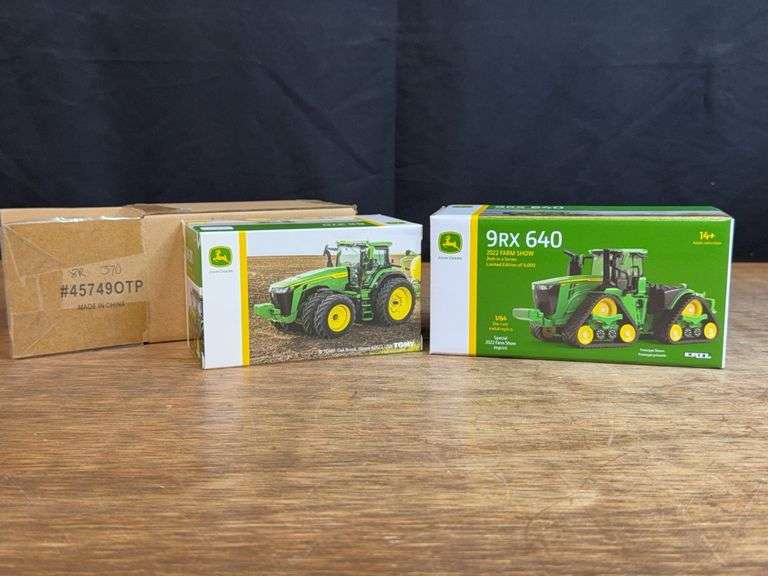 (2) 1/64 John Deere 8R 370 + 9RX 640 Farm Show NIB Ertl image
