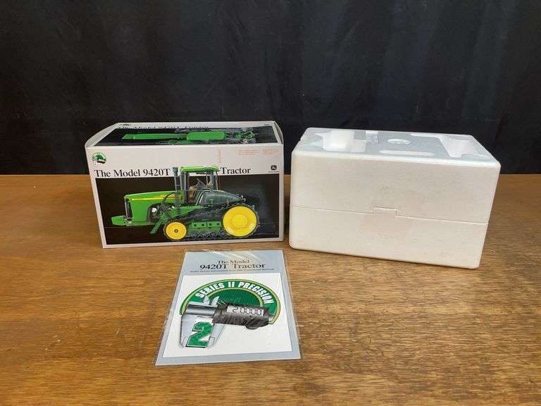 1/32 John Deere 9420T Precision NIB Ertl image