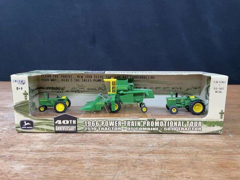 1/64 John Deere 1966 Power Train 40th Anniversary Set NIB Ertl image