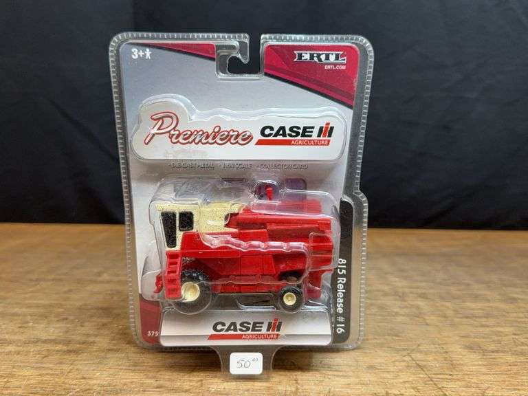 1/64 IH 815 Combine Muddy Premier NIB Ertl image