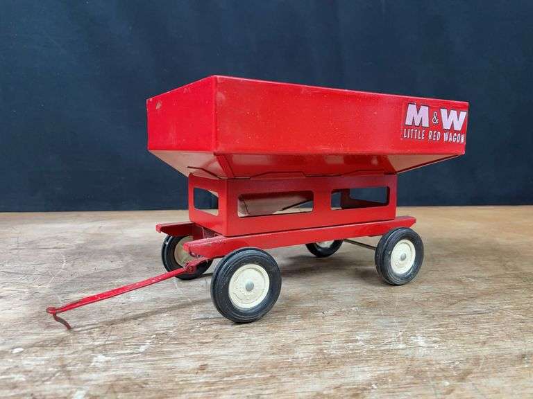 1/16 M&W Gravity Wagon Ertl image