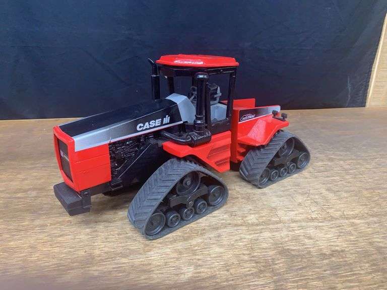 1/16 scale Case-IH Quadtrac 1998 Signature SM image