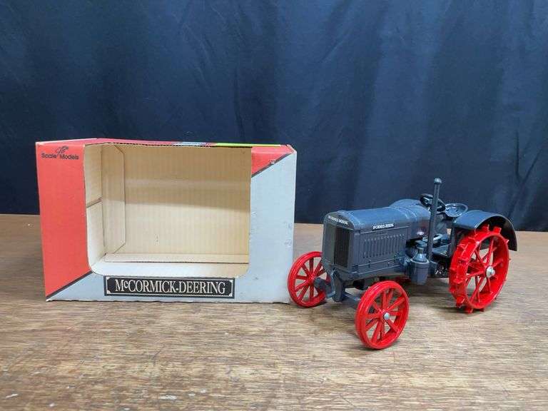 1/16 McCormick-Deering 15-30 1992 Nashville SM image