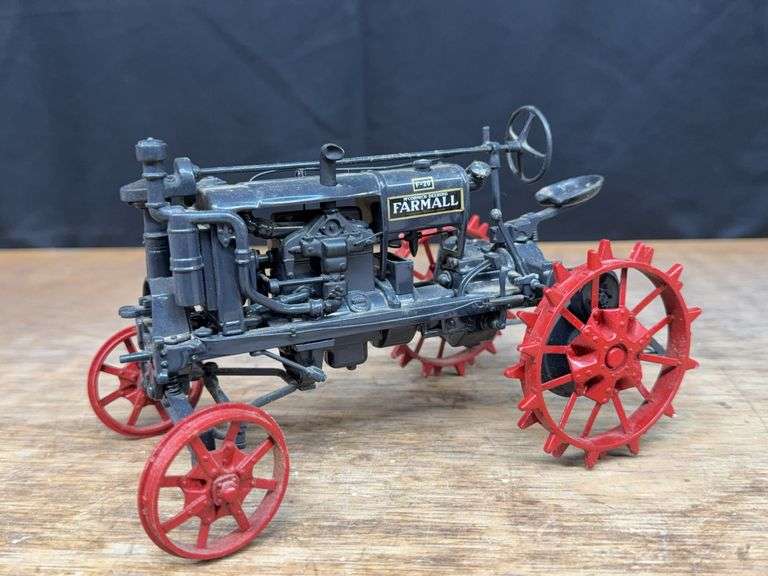 1/16 Farmall F-20 Precision Ertl image