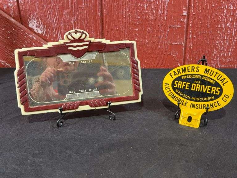 (2) Crown Mirror + Farmers Mutual License Plate Topper image