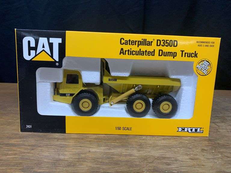 1/50 Caterpillar D350D Dump Truck NIB Ertl image