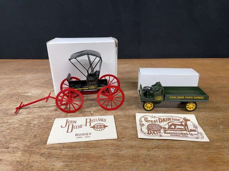 (2) John Deere Dain Truck + Reliance Buggy NIB image